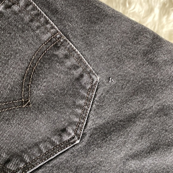 Levi’s Straight Leg Jeans - Picture 8 of 8